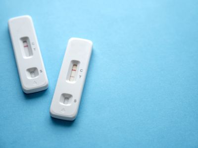 Positive and negative COVID tests.