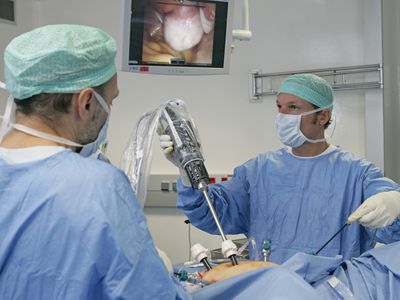 Robot-assisted hysterectomy