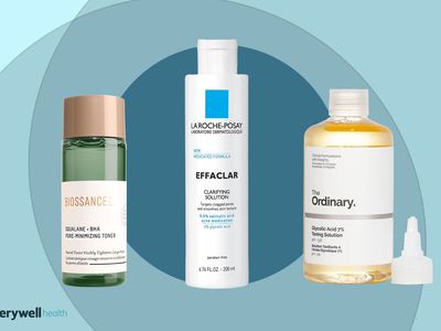 Toners for acne we recommend on a blue background