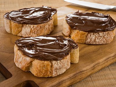 chocolate spread on bread